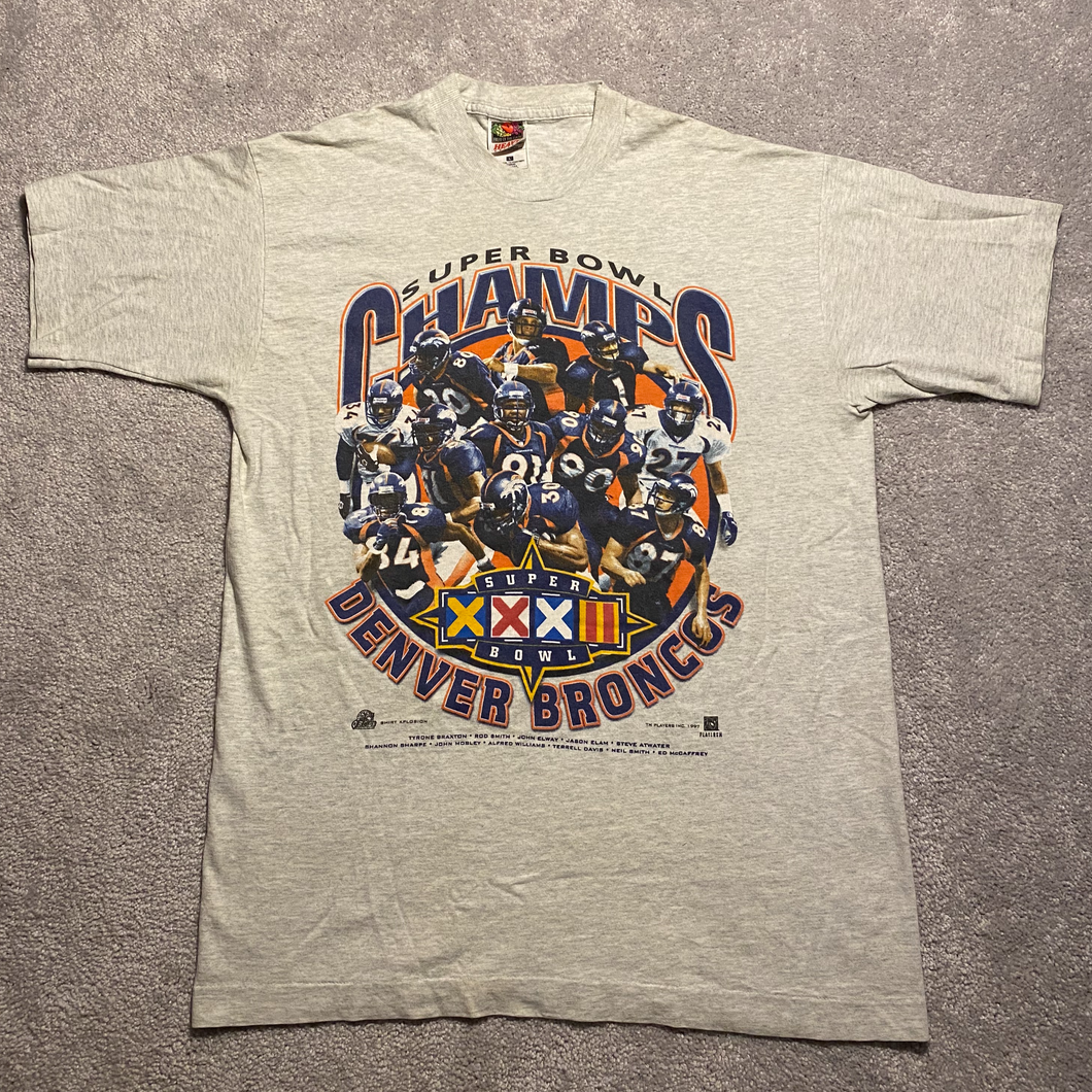 1997 Denver Broncos Super Bowl Champs Players T-Shirt Size L