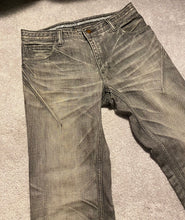 Load image into Gallery viewer, Number Nine &quot;Pain&quot; Denim Grey Size 31 x 30
